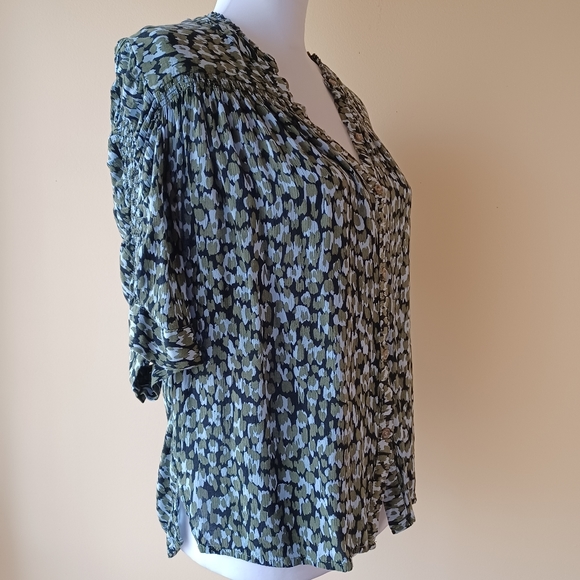 Democracy 3/4 Sleeve Camo Leopard Print Smocked Blouse - Picture 3 of 12